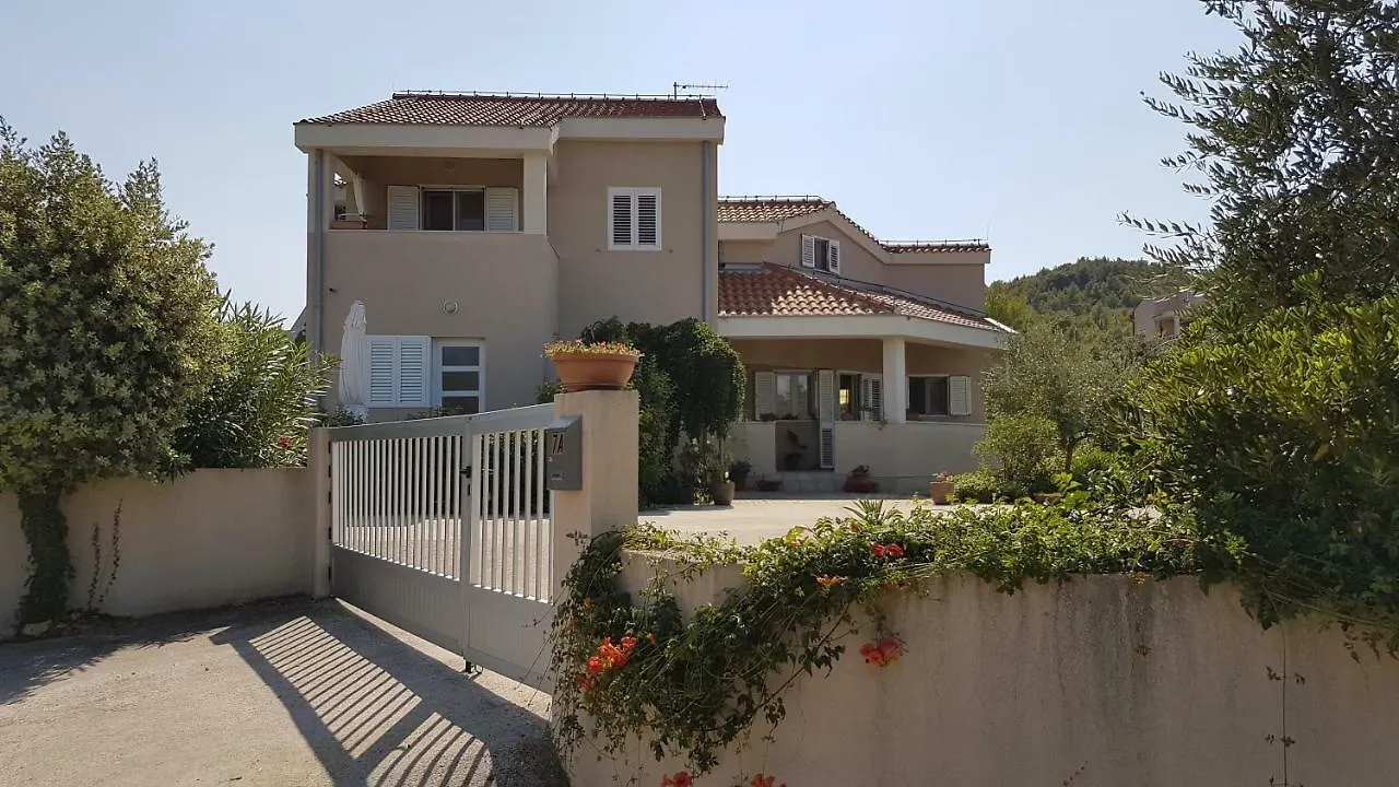 Apartmani Vila Karla, Dobropoljana, Otok Pasman Croatia