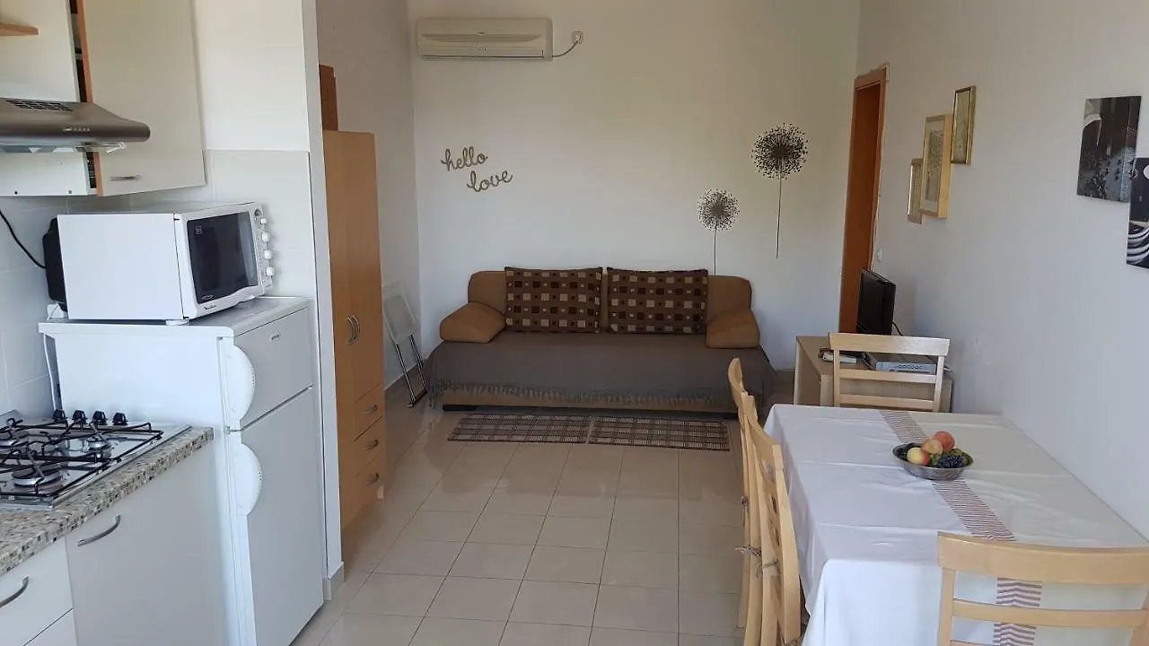 Apartment Apartmani Vila Karla, Dobropoljana, Otok Pasman Croatia