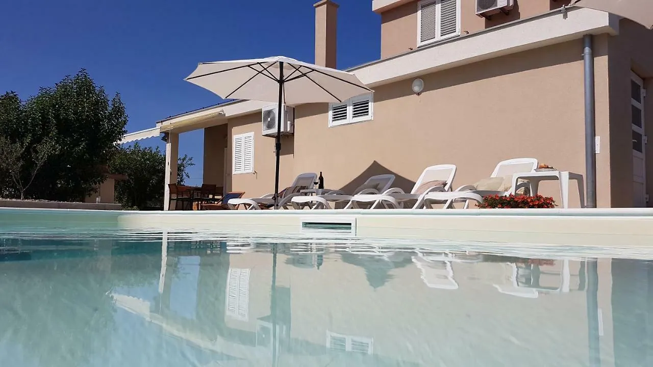 Apartmani Vila Karla, Dobropoljana, Otok Pasman Apartmán