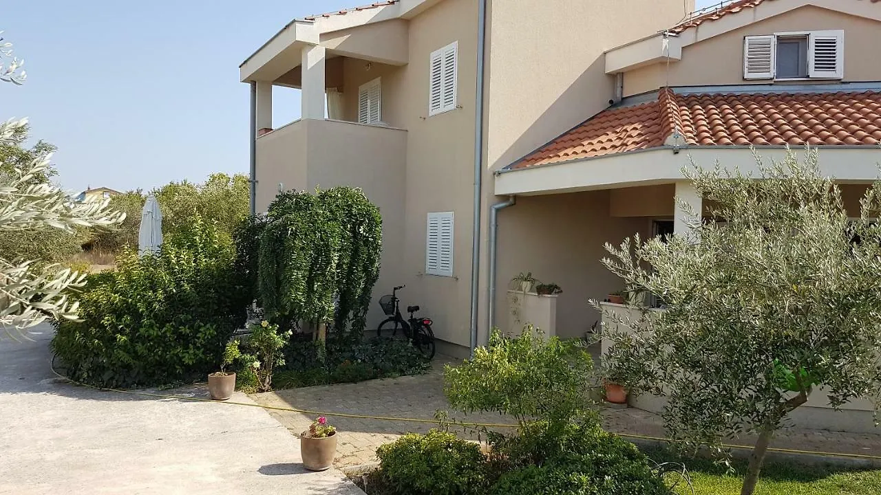Apartmani Vila Karla, Dobropoljana, Otok Pasman Croatia