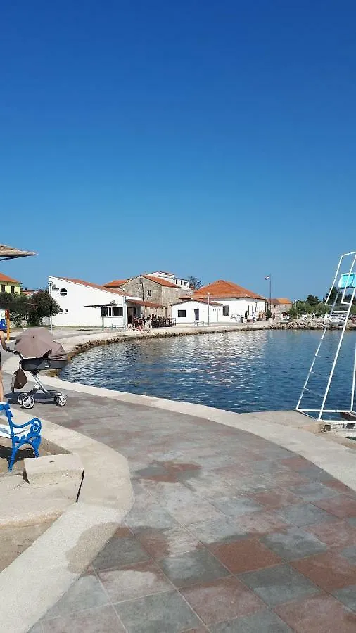 Apartmani Vila Karla, Dobropoljana, Otok Pasman Dobropoljana