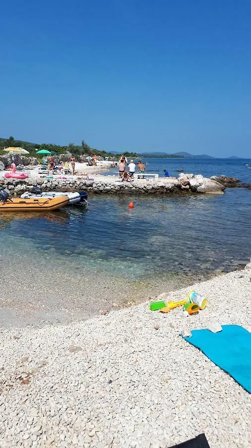 Apartment Apartmani Vila Karla, Dobropoljana, Otok Pasman